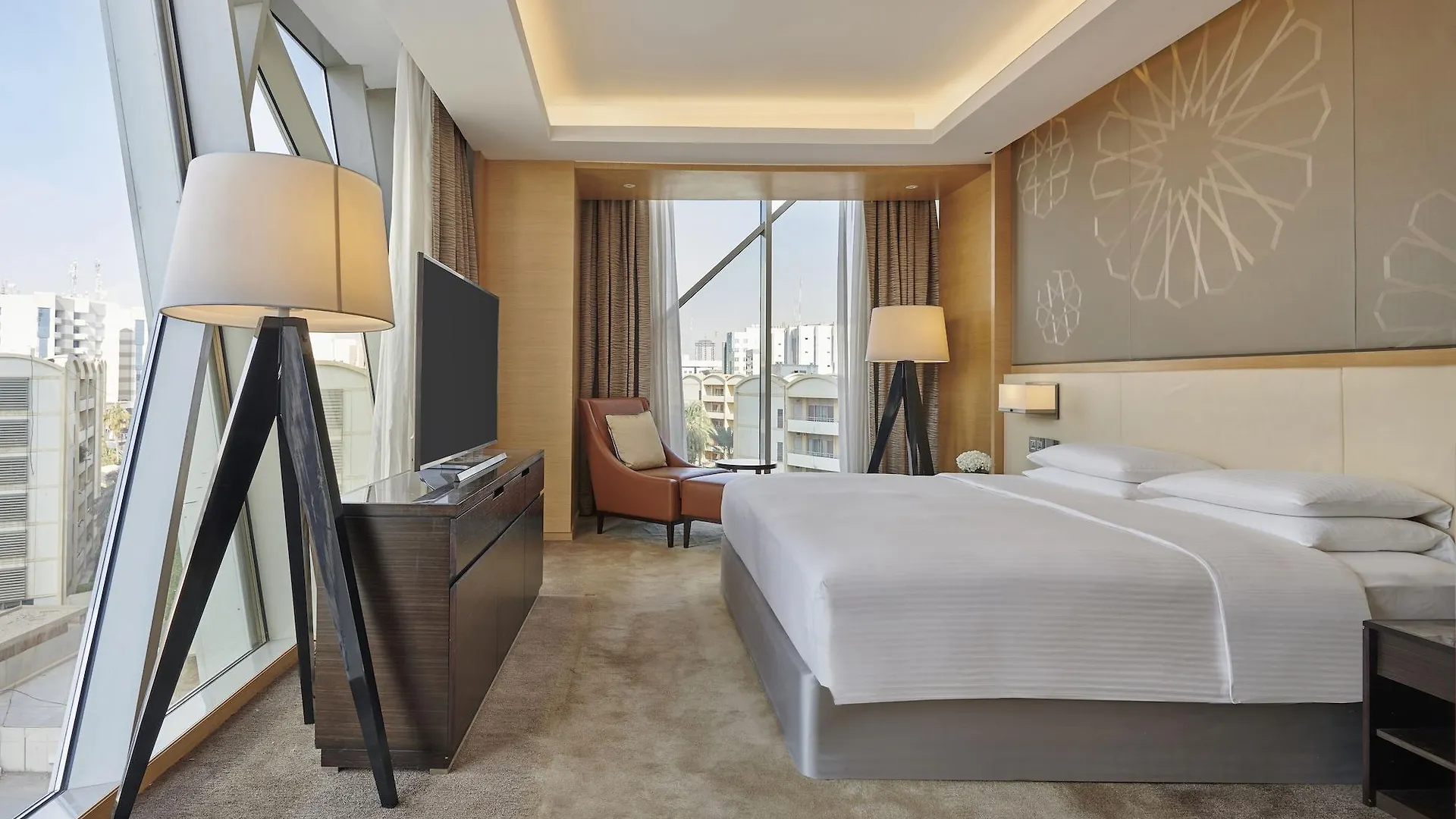 Hyatt Regency Riyadh Olaya 5*,